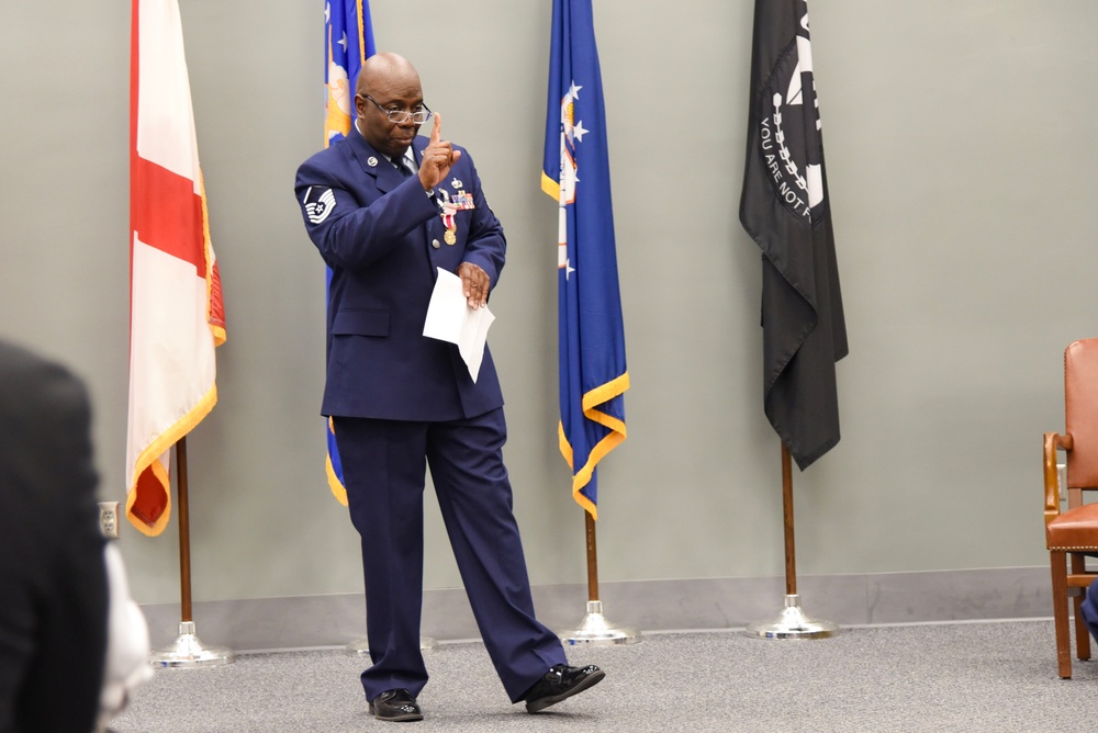 FINANCE SUPERINTENDENT RETIRES FROM 117TH ARW