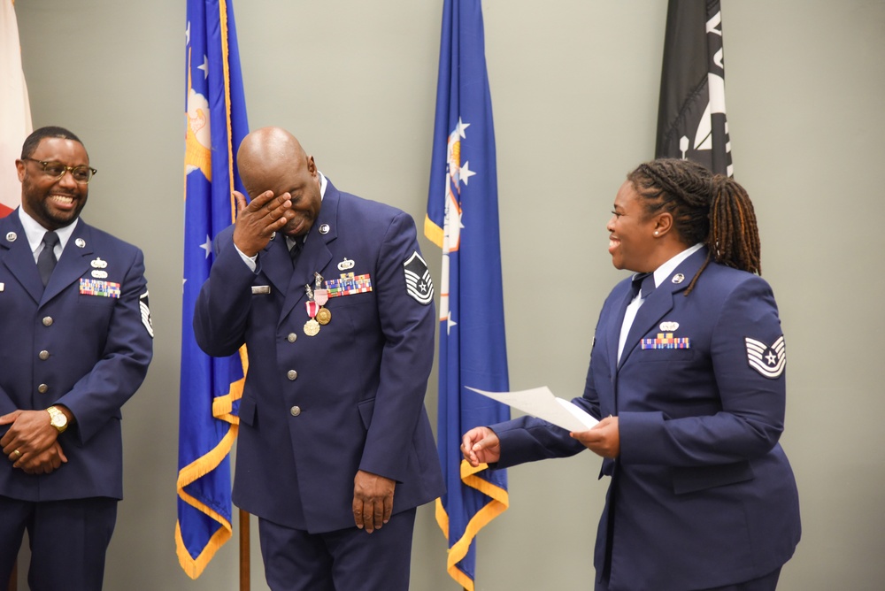 FINANCE SUPERINTENDENT RETIRES FROM 117TH ARW