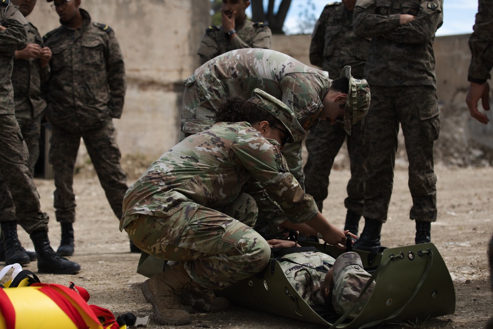 US, Tunisian forces train on emergency decontamination procedures at African Lion 2024