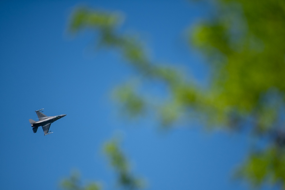 F-16 Fighting Falcon performs sortie