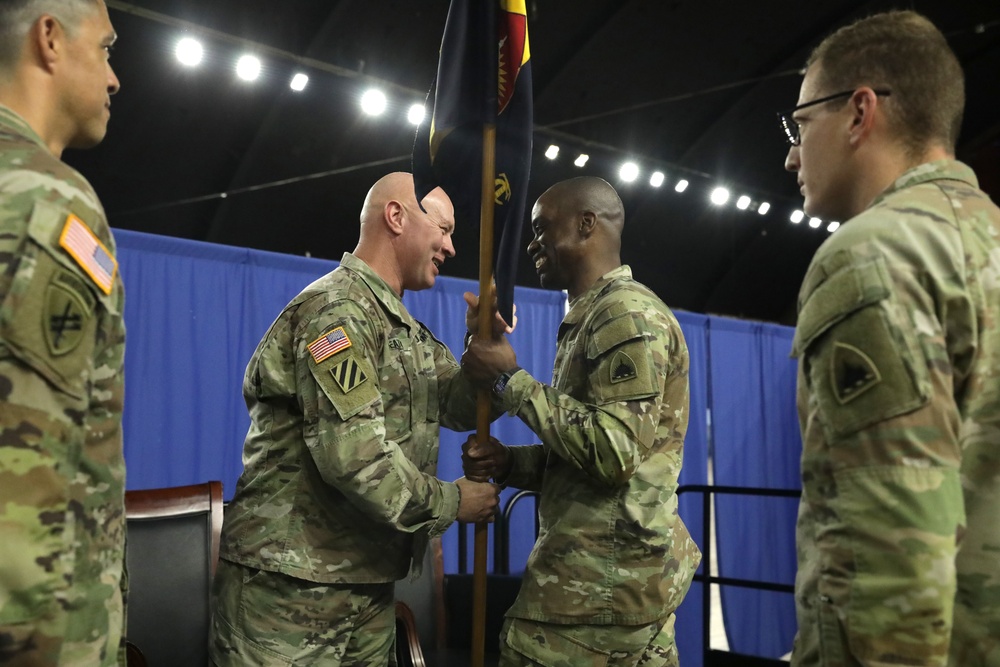 74th Troop Command HHC Recognizes Change in Leadership