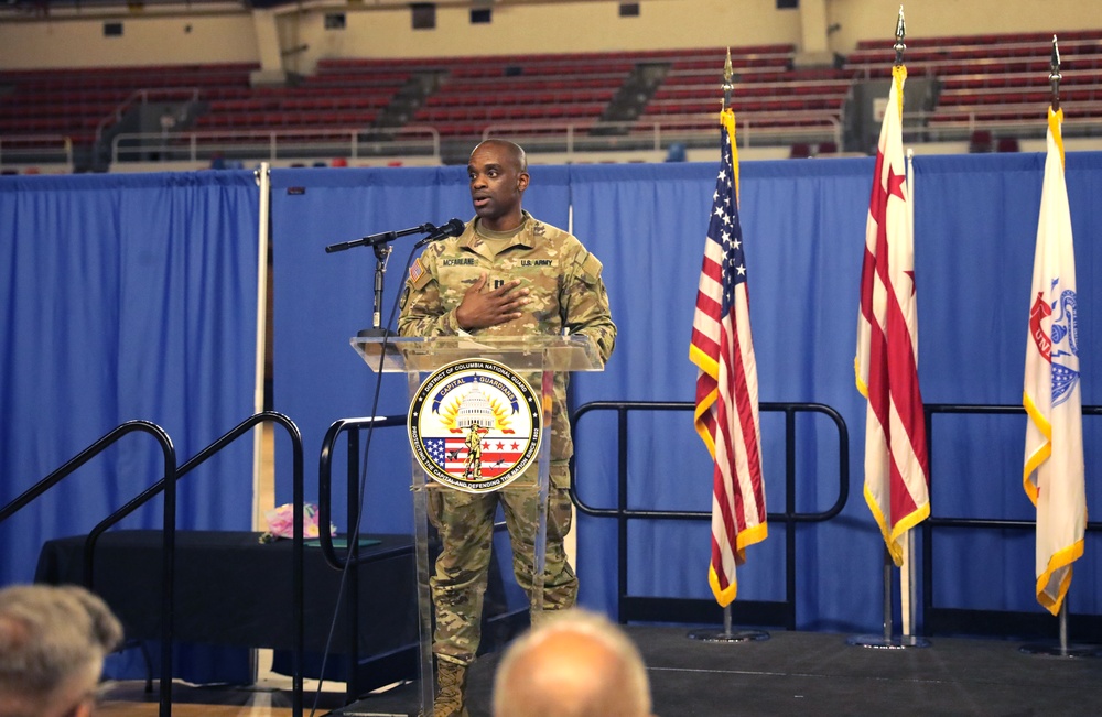 74th Troop Command HHC Recognizes Change in Leadership