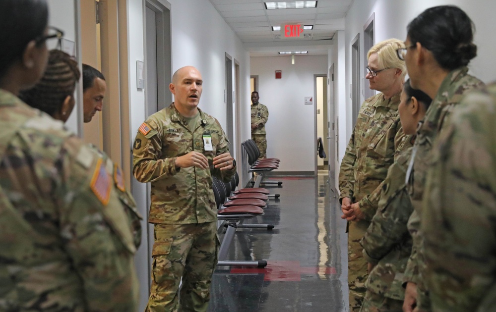 Director of the Office of the Joint Surgeon General, U.S. National Guard Bureau visits the DC Army National Guard Medical Detachment