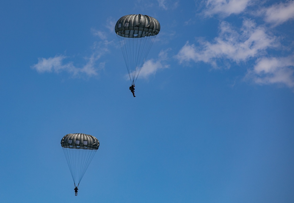 5TH RTB AIRBORNE WATER OPERATION