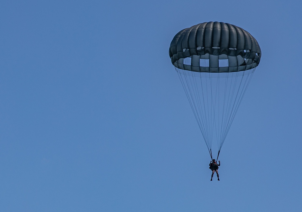 5TH RTB AIRBORNE WATER OPERATION