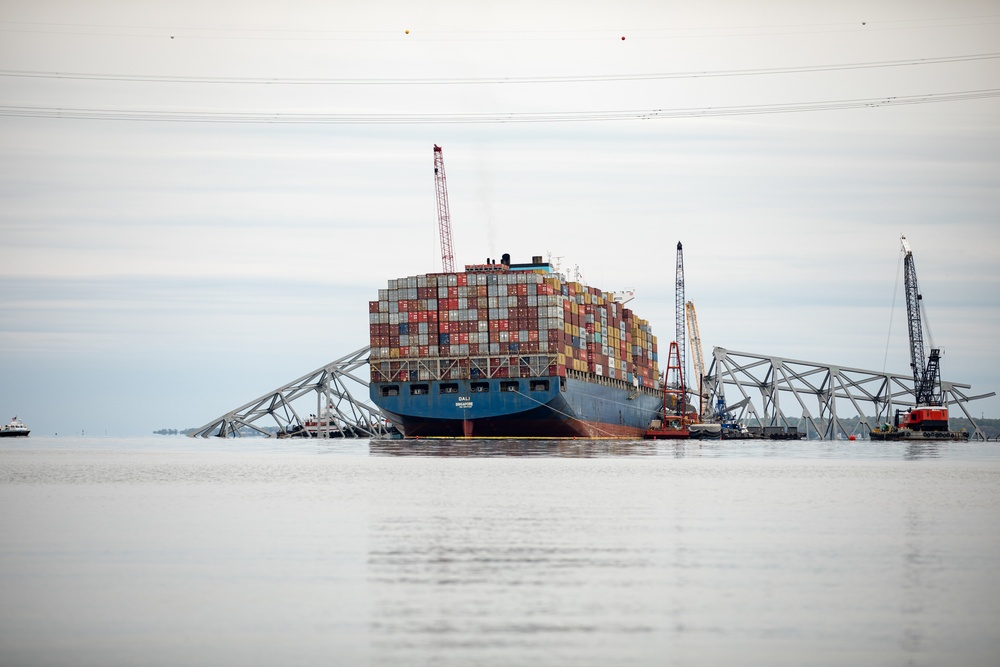 Unified Command continues debris and wreckage removal of Key Bridge