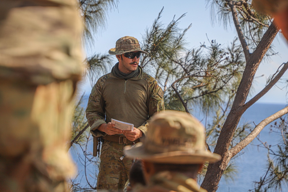 Balikatan 24: 2nd Battalion, 27th Infantry Regiment, 3rd Infantry Brigade Combat Team, 25th Infantry Division conducts reconnaissance operations with 1st Battalion, The Royal Australian Regiment