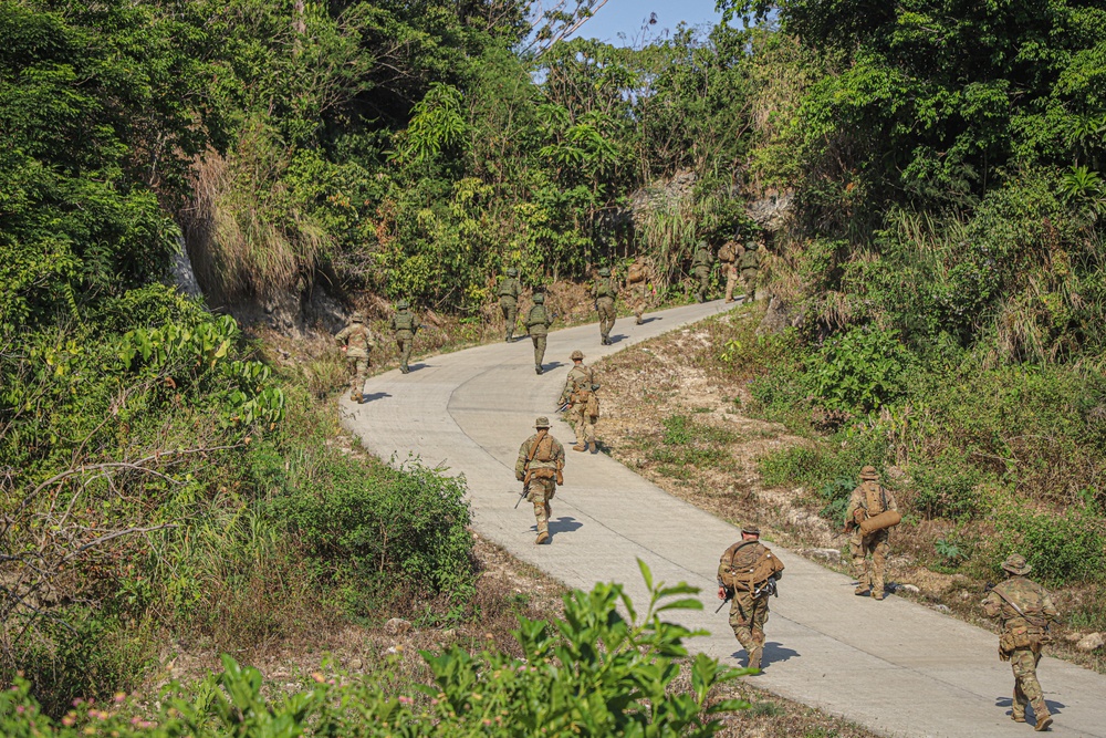 Balikatan 24: 2nd Battalion, 27th Infantry Regiment, 3rd Infantry Brigade Combat Team, 25th Infantry Division conducts reconnaissance operations with 1st Battalion, The Royal Australian Regiment