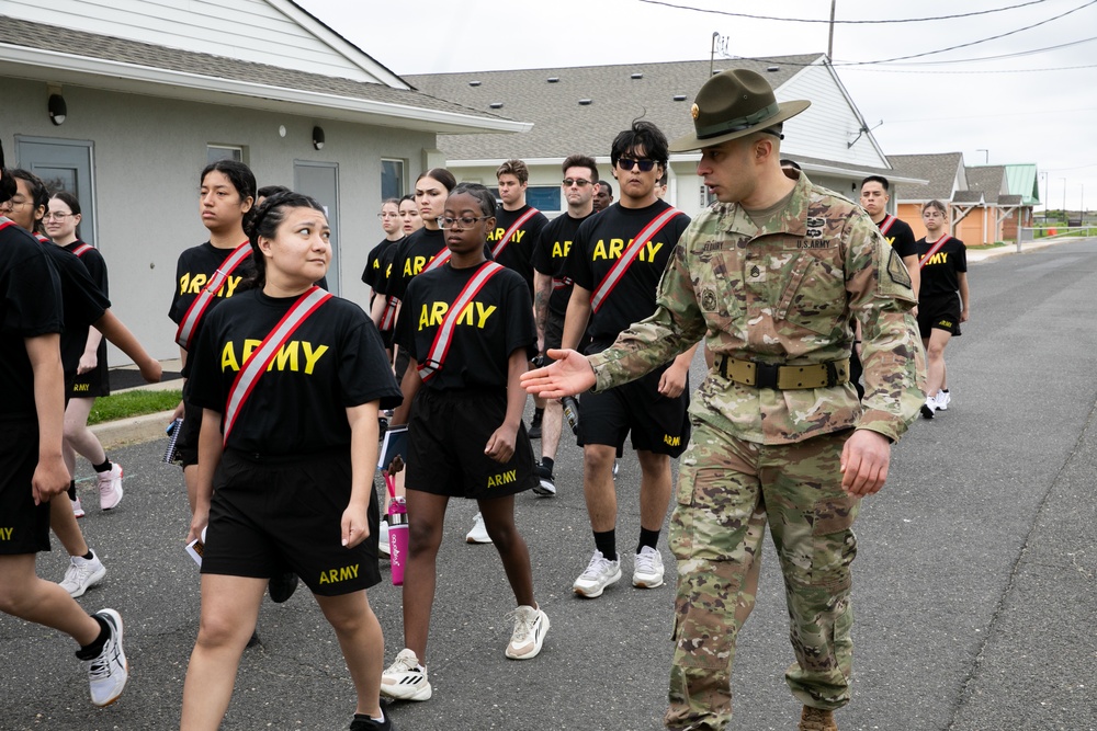 New Jersey’s Recruit Sustainment Program prepares future Soldiers