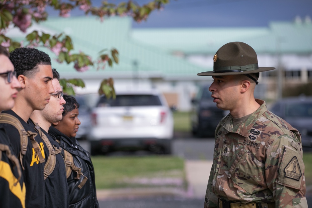 New Jersey’s Recruit Sustainment Program prepares future Soldiers