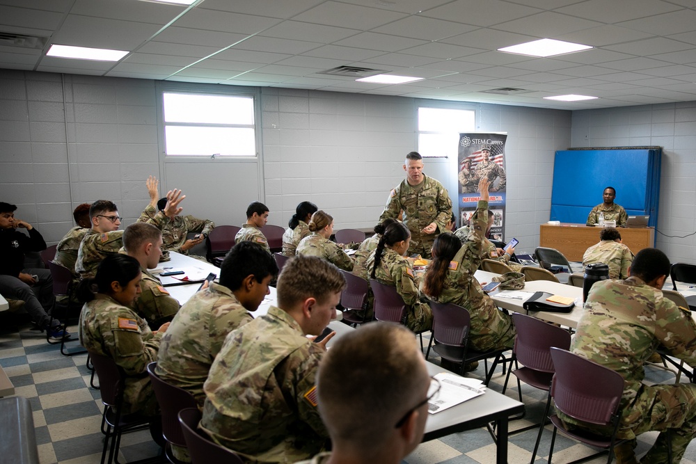 New Jersey’s Recruit Sustainment Program prepares future Soldiers