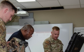 134th Security Forces Squadron trains with Knox County Sheriff's Department.