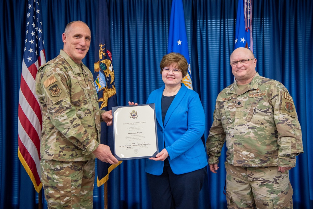 110th Wing Chaplain Kurt Taylor Retires