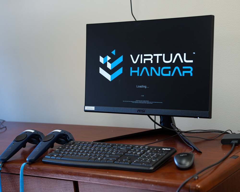 114th Maintainers Embrace Virtual Reality