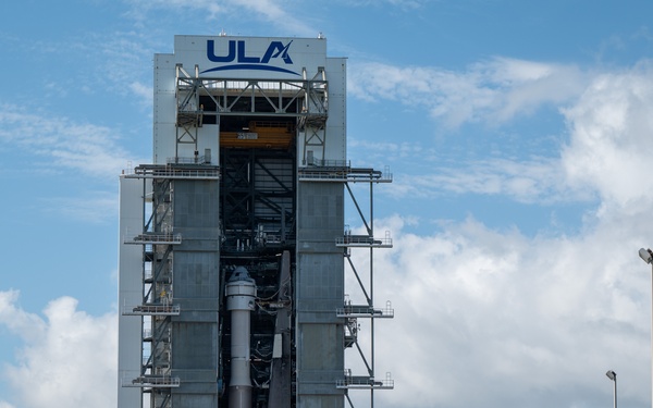 ULA Atlas V Starliner CFT Rollout