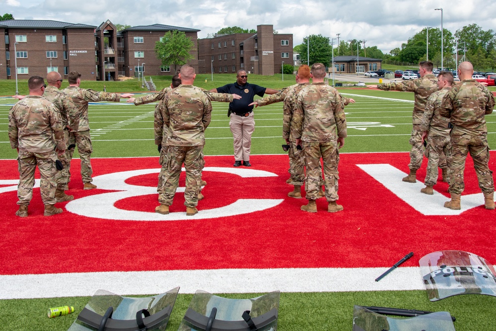 134th SFS trains with Knox County Sheriff's Department