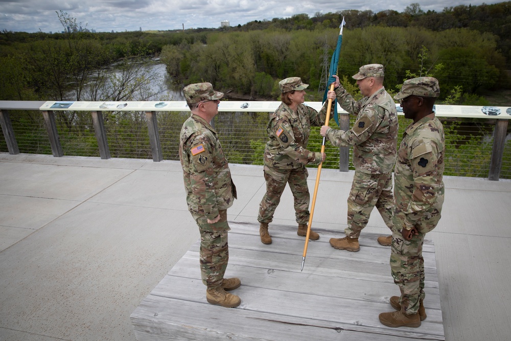 The Soldiers of the 364th Theater Public Affairs Support Element welcome their new commander.