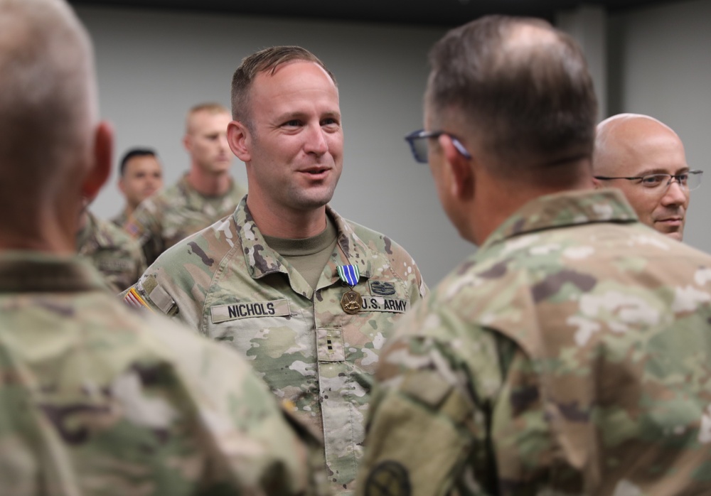 DVIDS - Images - 35th Division Artillery Soldiers Recognized [Image 6 ...