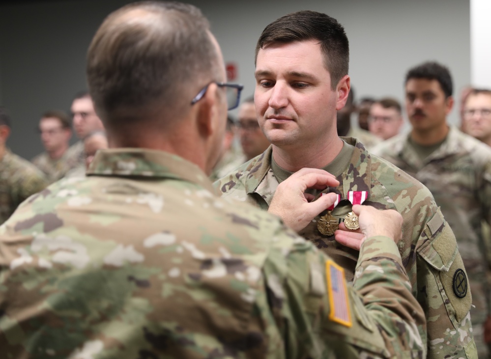 DVIDS - Images - 35th Division Artillery Soldiers Recognized [Image 10 ...