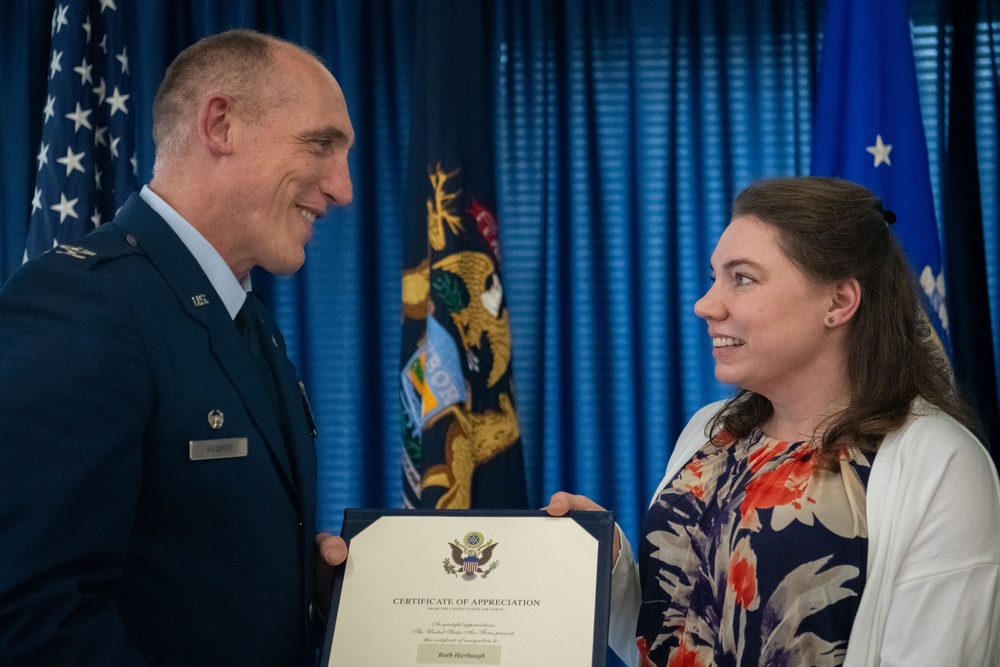 Col. Harbaugh, Deputy Commander 110th Wing Retires