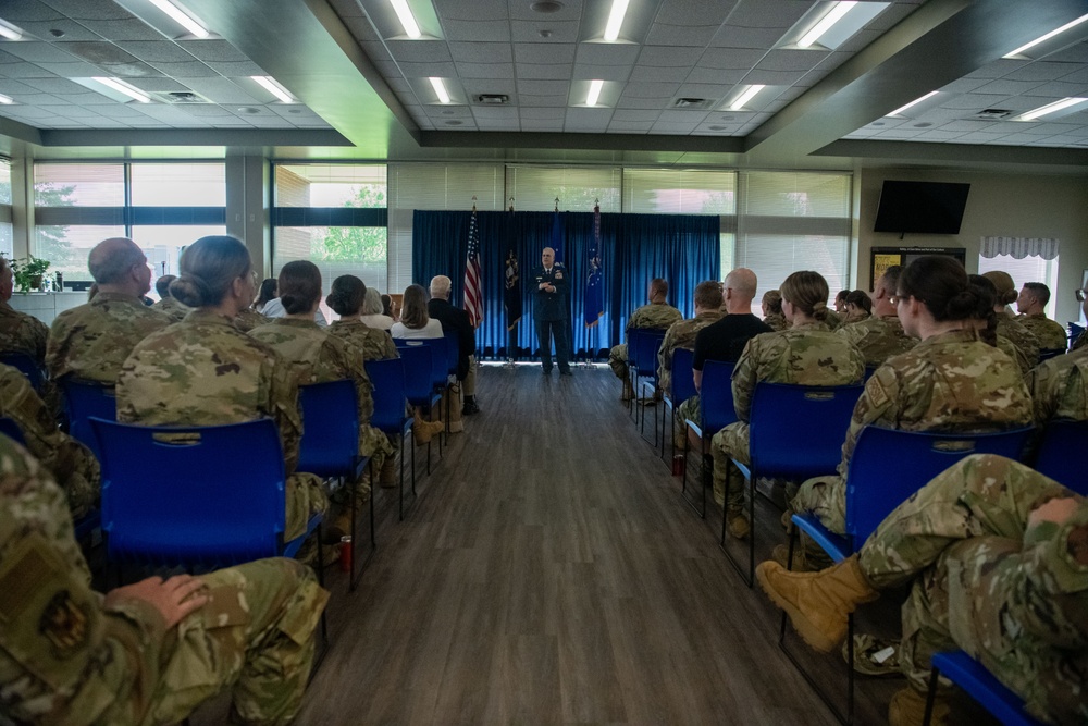 Col. Harbaugh, Deputy Commander 110th Wing Retires