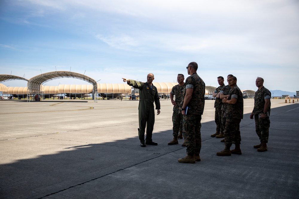 MAG-12 hosts tour for l MEF and III MEF leadership