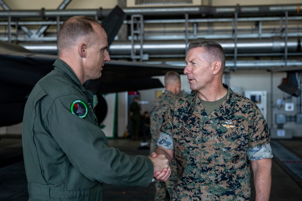 MAG-12 hosts tour for l MEF and III MEF leadership