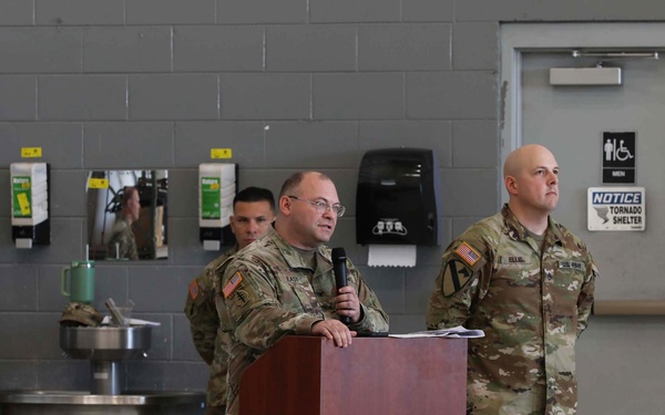 The 321st MI BN Changes Command