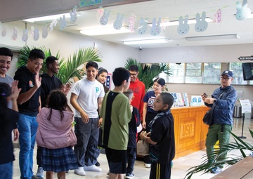 Camp Hansen USO Easter Egg Hunts / ハンセンUSOでイースター・エッグ・ハンティング