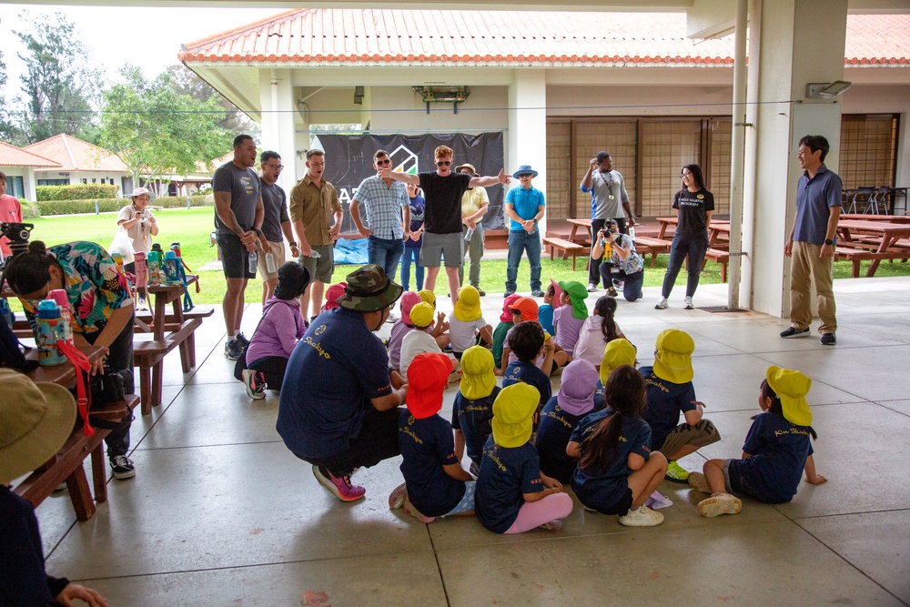 Camp Hansen Marines celebrate Earth Day planting mangrove trees with local children / ハンセン基地海兵隊、アースデイを祝い地元の子どもたちとマングローブを植樹