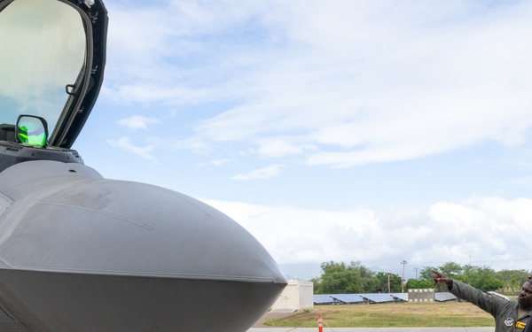 SECDEF meets with Airmen on JBPHH