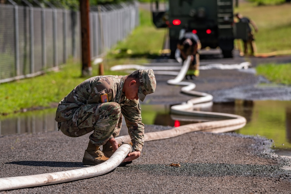 Hawaii’s 297th Engineer Detachment Firefighting Team Conduct Mission Essential Training with Joint Base Lewis-McChord Observer Coach Trainer