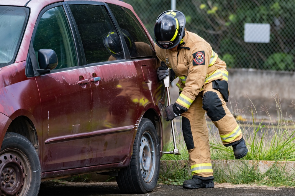 Hawaii’s 297th Engineer Detachment Firefighting Team Conduct Mission Essential Training with Joint Base Lewis-McChord Observer Coach Trainer