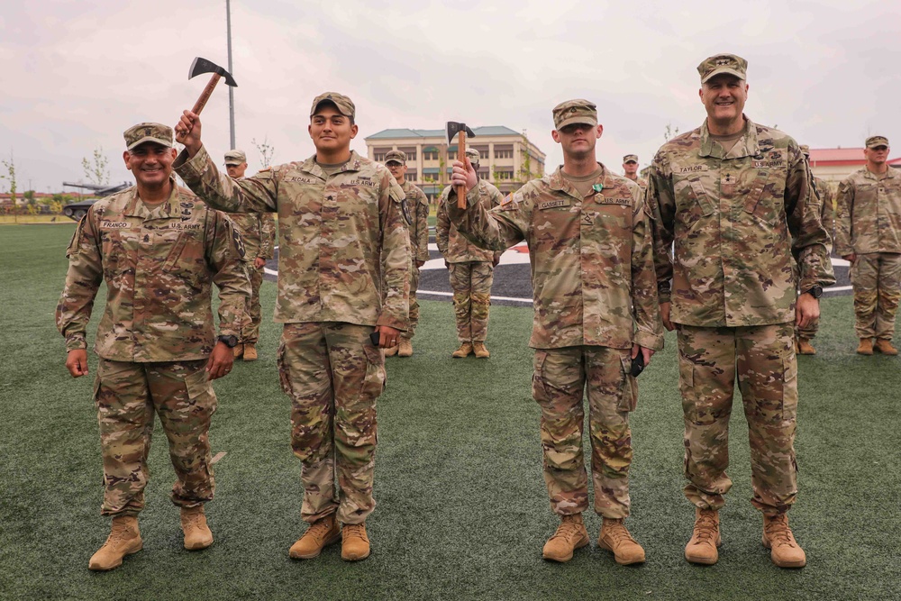 Soldiers receive awards for 2ID Best Squad Competition