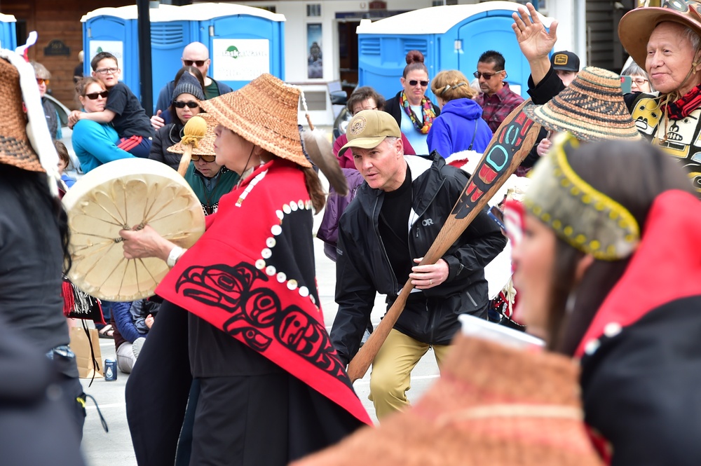 CNRNW joins Alaskan Natives on the One People Canoe Society's traditional tribal canoe paddle and welcoming ceremony to kick off the annual Juneau Maritime Festival