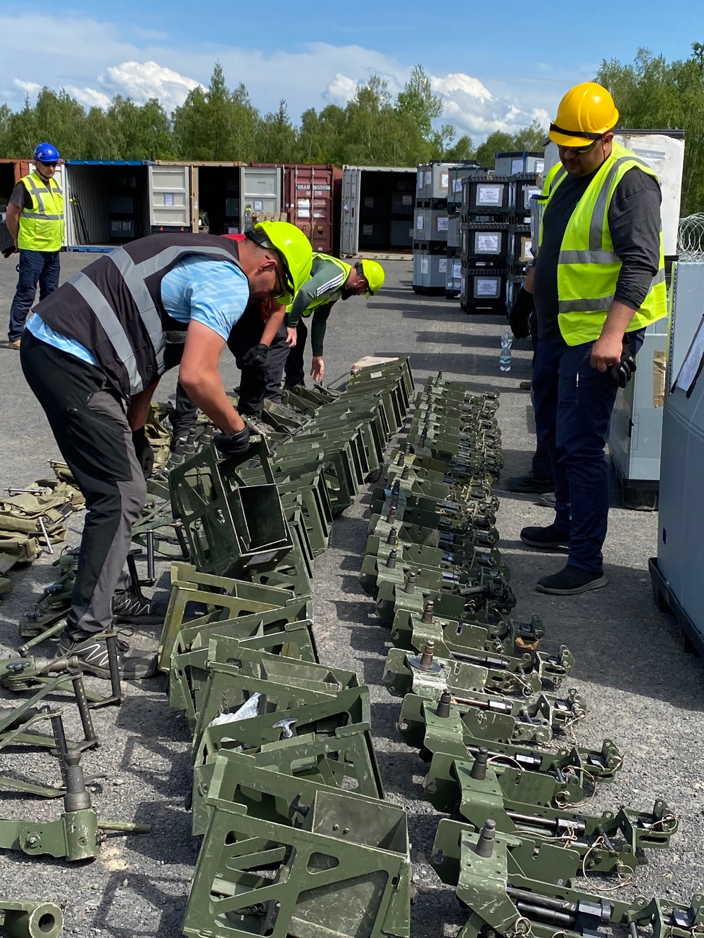 405th AFSB completes issue of APS-2 set to National Guard cavalry unit at DEFENDER 24