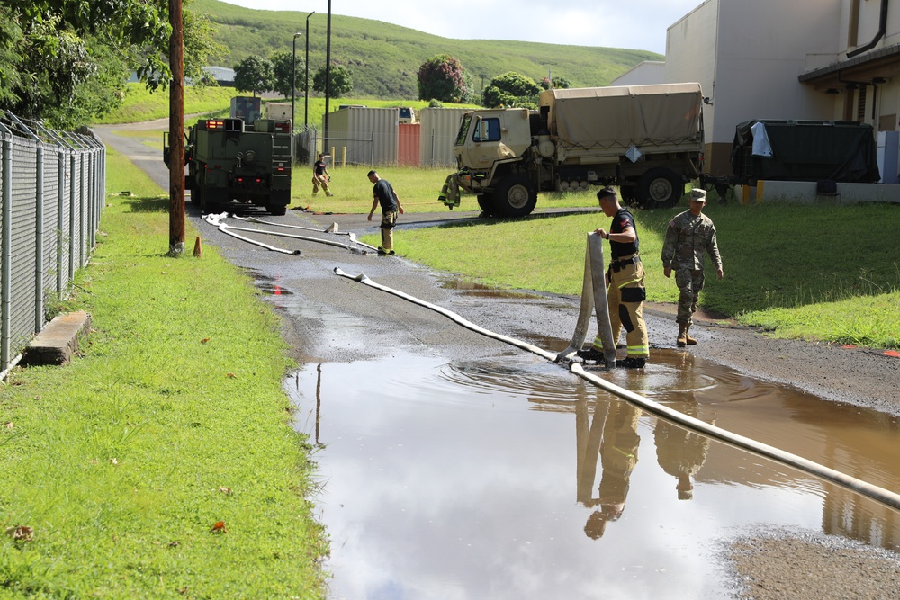 Hawaii’s 297th Engineer Detachment Firefighting Team Conduct Mission Essential Training with Joint Base Lewis-McChord Observer Coach Trainer