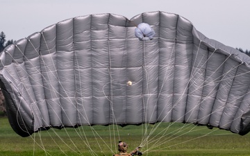 Airborne Freefall Training