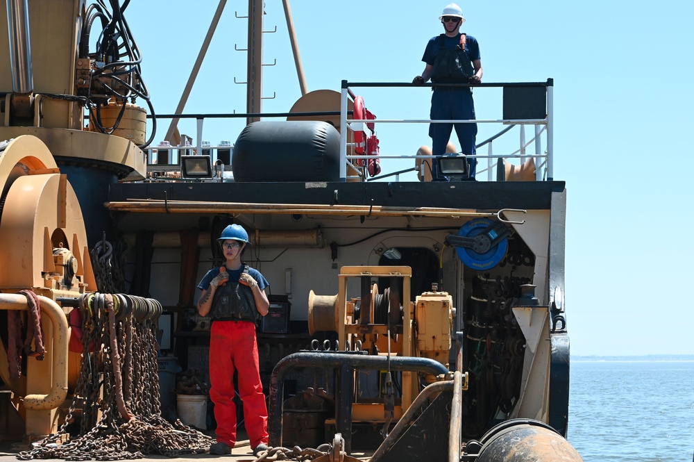 USCGC William Tate buoy evolution