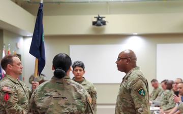 Jumpmaster lands command of HHC, USACAPOC(A)