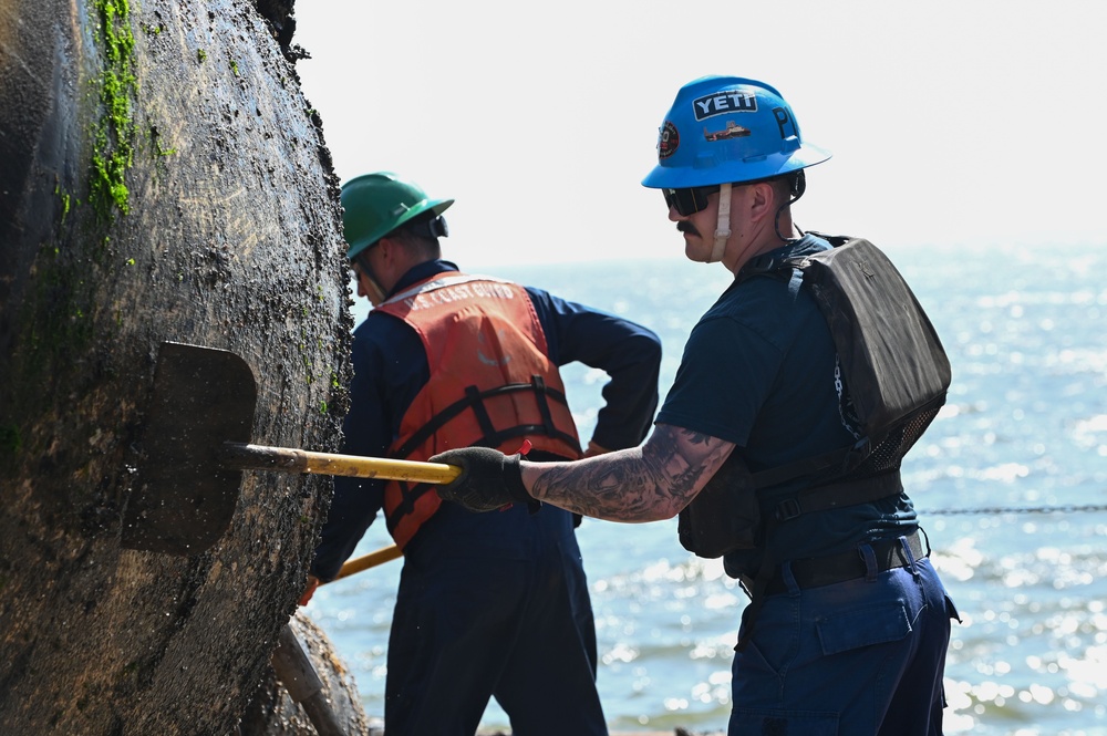 USCGC William Tate buoy evolution