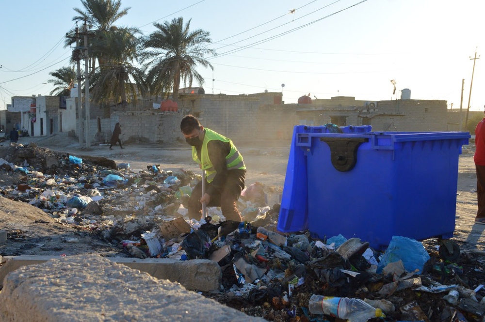 In Iraq, a local volunteer group of youth and municipal workers led a four-day cleanup campaign along nine main roads.