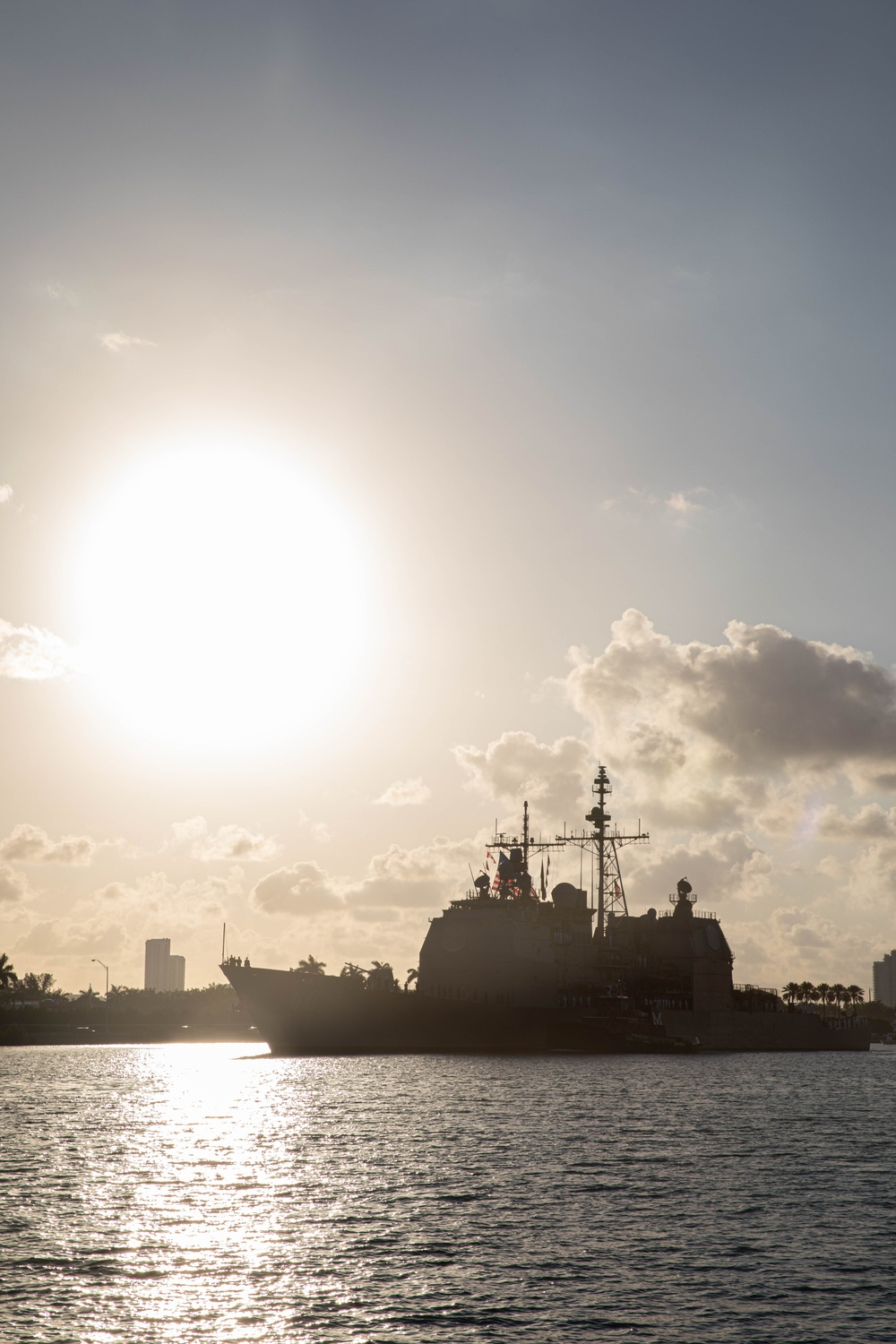 USS Normandy (CG 60) arrives in PortMiami