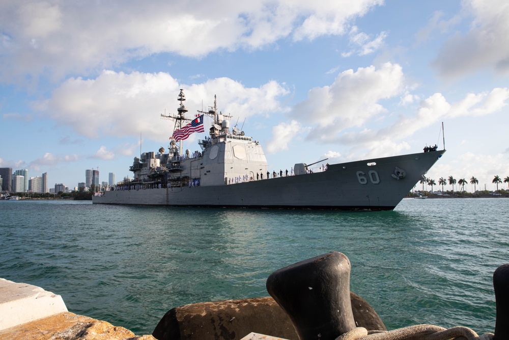 USS Normandy (CG 60) arrives inPortMiami