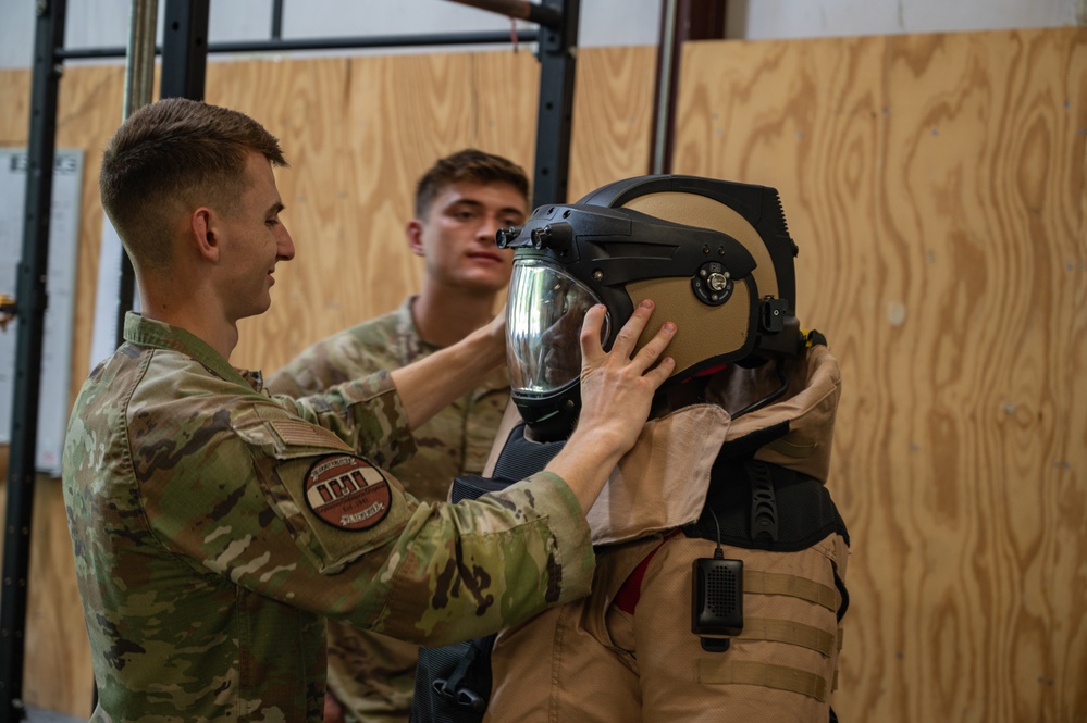 Blown away:  307th EOD holds first field day