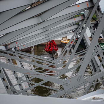 Key Bridge Unified Command continues preparations for removal of bridge piece on top of M/V DALI