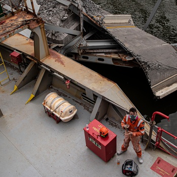 Key Bridge Unified Command continues preparations for removal of bridge piece on top of M/V DALI