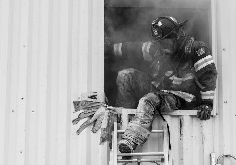 DoD Fire Rescue and Survival Course: Tenth Edition