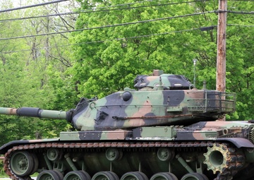 Tank static display