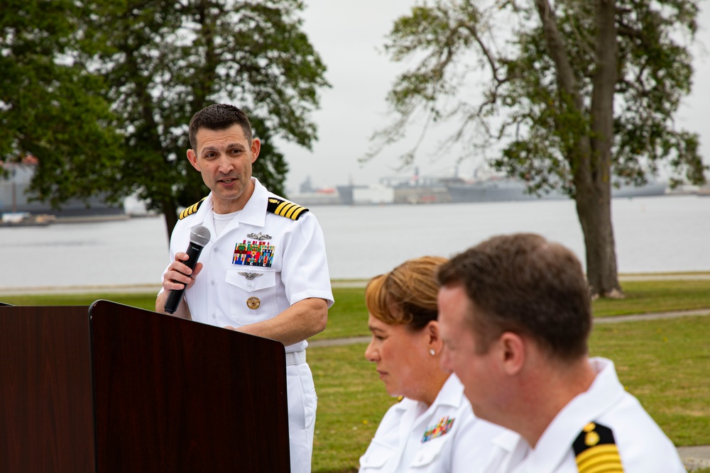 Naval Medical Forces Atlantic Director for Administration Retires